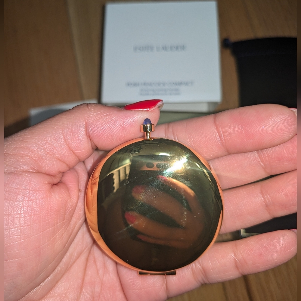 NEW ESTEE LAUDER X MONICA RICH KOSANN POSH PEACOCK COMPACTS - Picture 7 of 10
